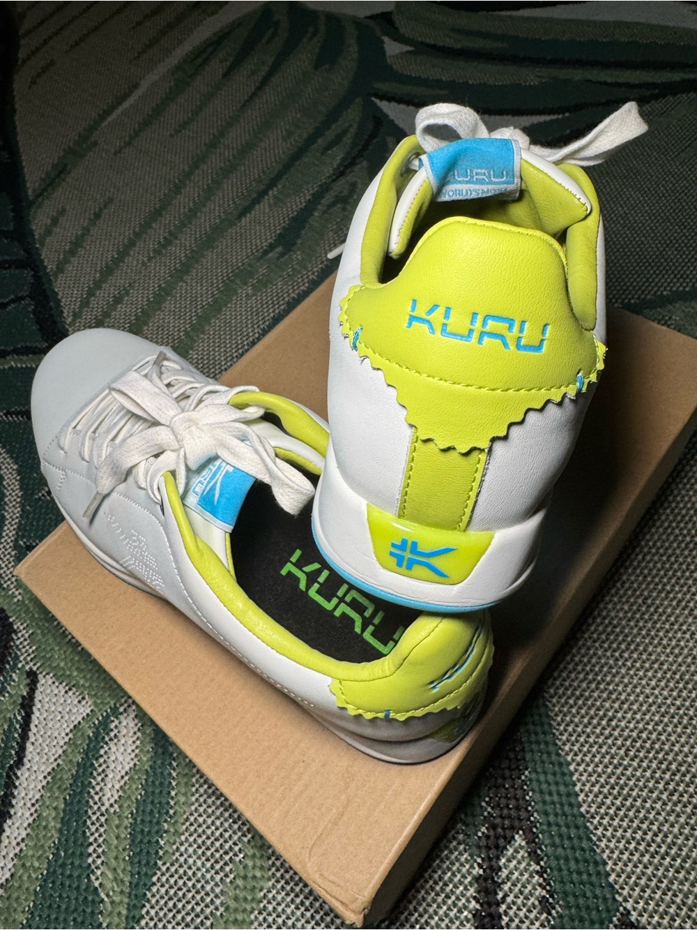 Kuru Roam Multicolor Sz-9.5M Wms Sneakers NIB MSRP-$139